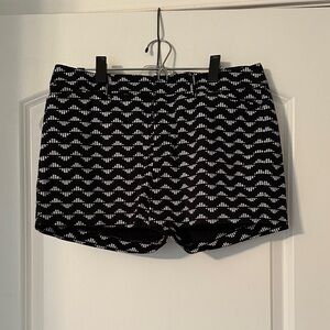 Old Navy Black and White Patterned Women's Shorts